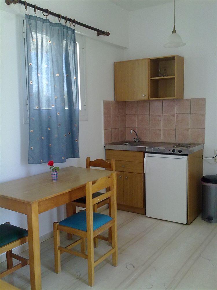 Irilena Apartments Stalida Екстериор снимка