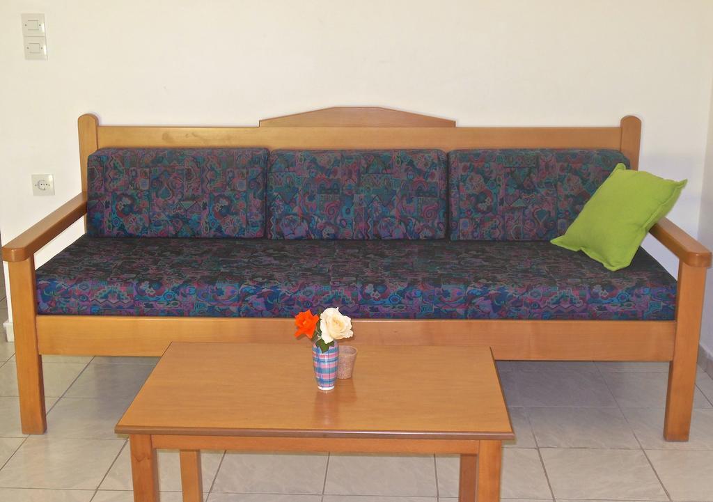Irilena Apartments Stalida Стая снимка